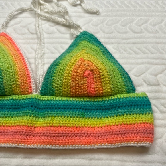 🤎 Handmade Crochet Womans Halter Top - Picture 3 of 9